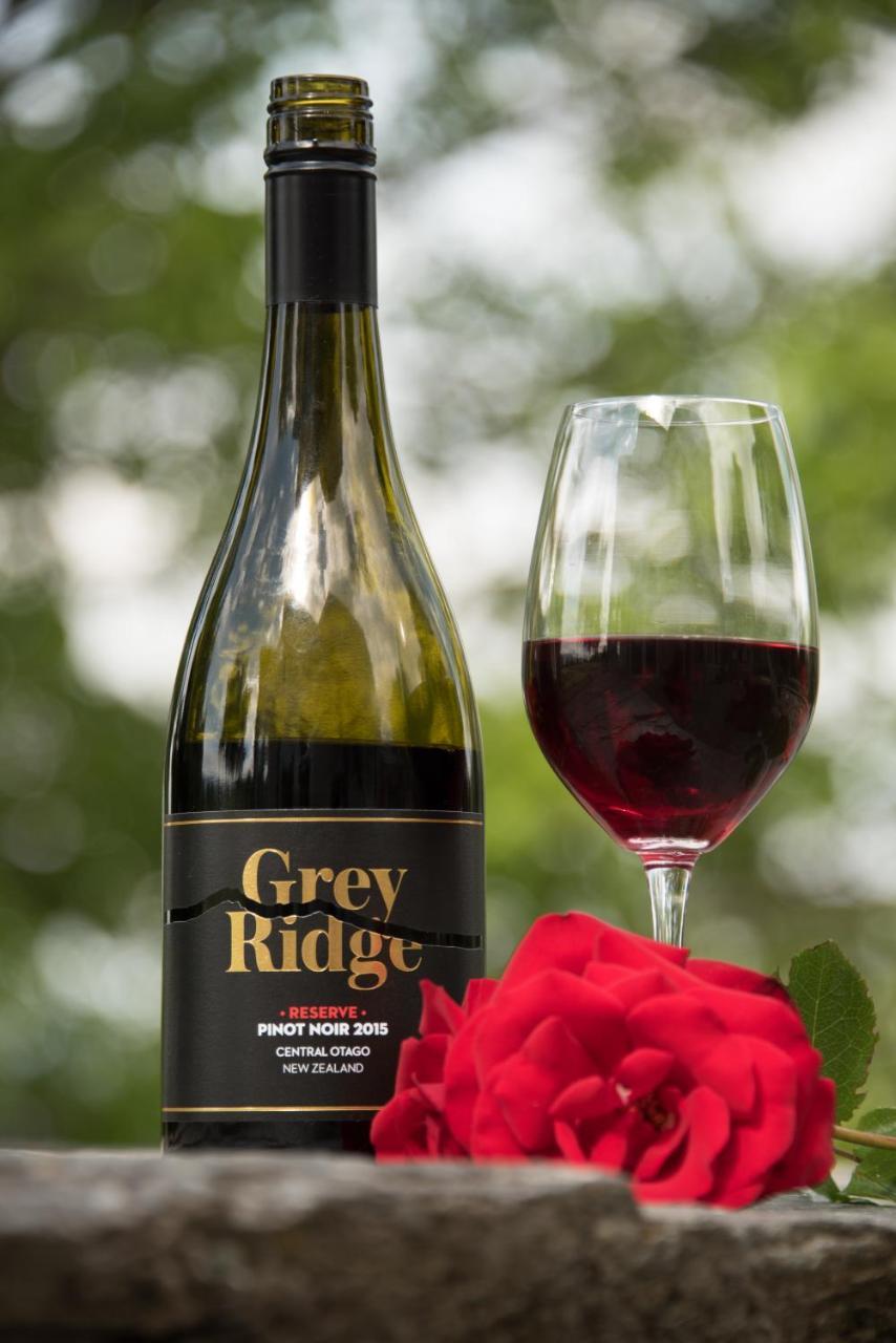 Bed and Breakfast Grey Ridge Vineyard Experience Александра Экстерьер фото